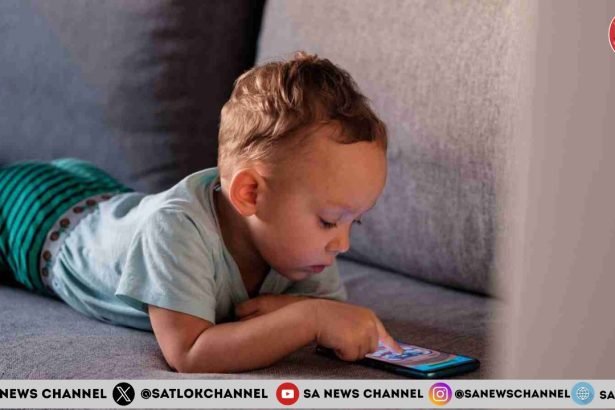 Effect of Mobile Phone on Child in Hindi