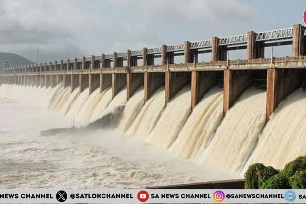 High Alert Issued After Tungabhadra Dam Gate Washed Away 